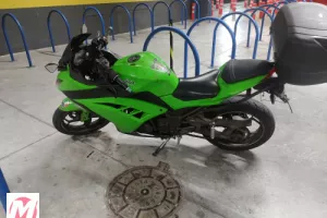imagem moto Kawasaki Ninja 300